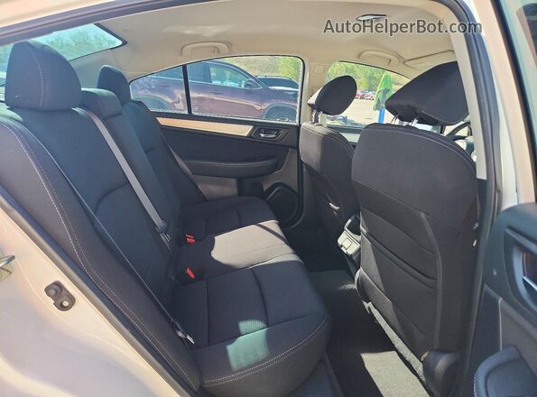 4S3BNAC6XJ3041364 2018 SUBARU LEGACY Белый Вид задних сидений