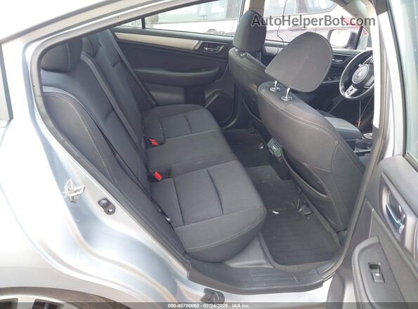 4S3BNAF61J3022665 2018 SUBARU LEGACY Silver Вид наклейки з VIN-кодом