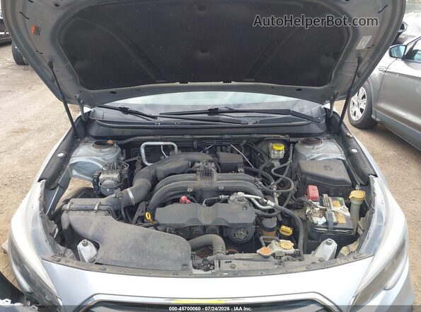 4S3BNAF61J3022665 2018 SUBARU LEGACY Silver Вид ззаду