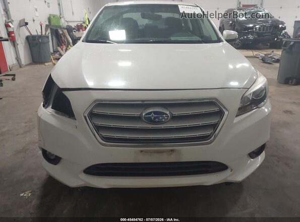 4S3BNAF62H3007845 2017 SUBARU LEGACY White Սալոնի հետևի տեսք