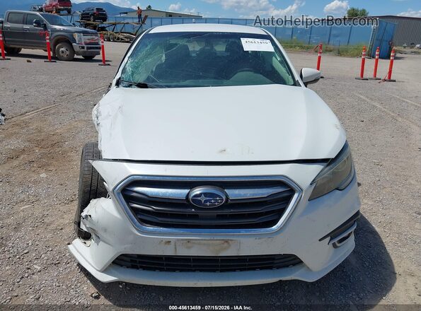 4S3BNAF65K3038921 2019 SUBARU LEGACY Белый Вид задней части салона