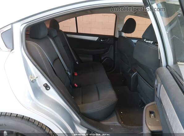 4S3BNAF67H3045572 2017 SUBARU LEGACY Silver Widok naklejki z numerem VIN