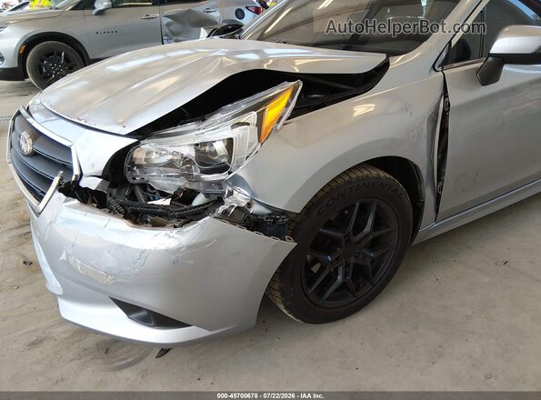 4S3BNAF67H3045572 2017 SUBARU LEGACY Серебряный Вид спереди