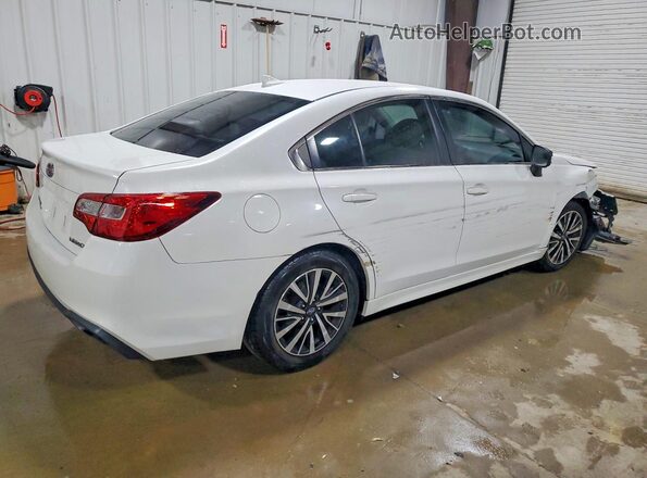 4S3BNAF68K3037746 2019 SUBARU LEGACY White Rear right