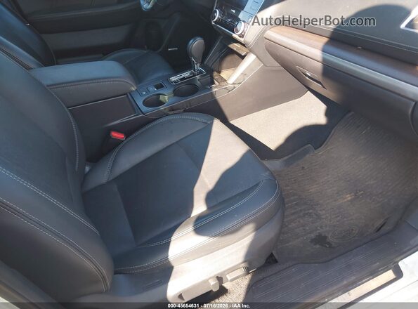 4S3BNAN67K3006070 2019 SUBARU LEGACY White Widok wnętrza z przodu