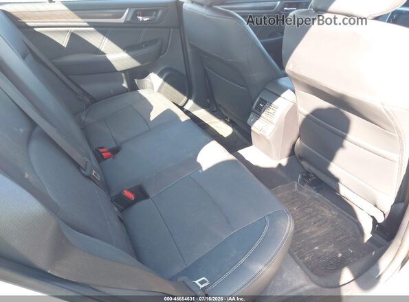 4S3BNAN67K3006070 2019 SUBARU LEGACY White Widok naklejki z numerem VIN