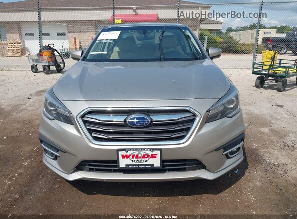 4S3BNAN68K3030104 2019 SUBARU LEGACY Tan Սալոնի հետևի տեսք