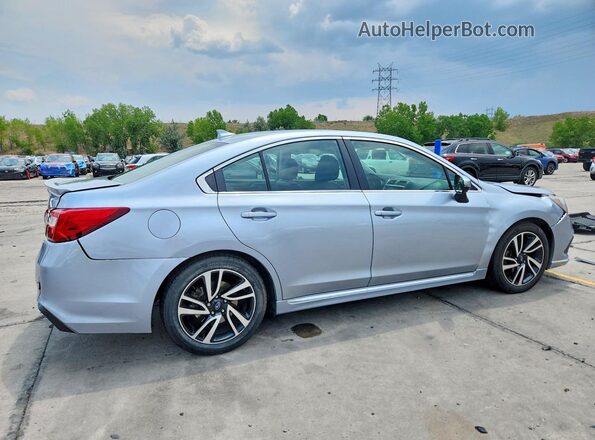 4S3BNAR60J3019008 2018 SUBARU LEGACY Silver Задня права чверть