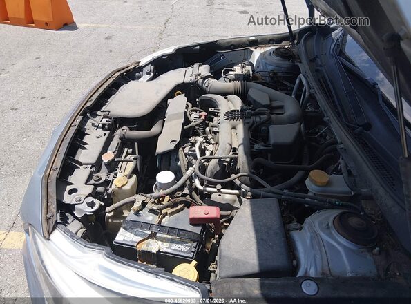 4S3BNAR69H3011211 2017 SUBARU LEGACY Silver Widok z tyłu