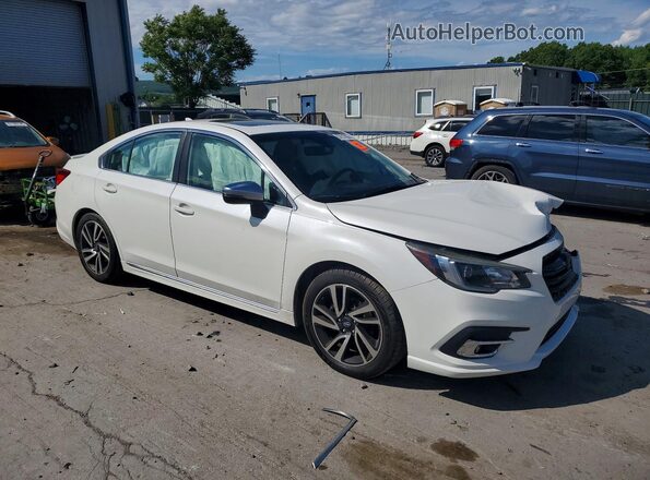 4S3BNAS62K3021824 2019 SUBARU LEGACY White Front right