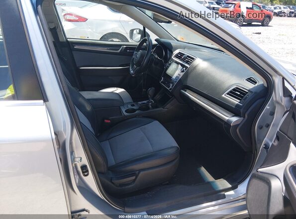 4S3BNAS64J3037747 2018 SUBARU LEGACY Серый Вид салона спереди