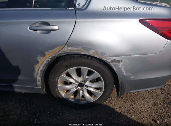 4S3BNBC66G3052621 2016 SUBARU LEGACY Silver Widok z przodu