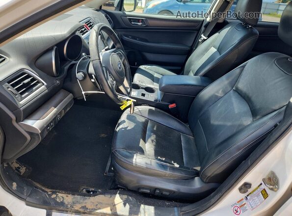 4S3BNEN62H3023889 2017 SUBARU LEGACY Белый Вид салона спереди