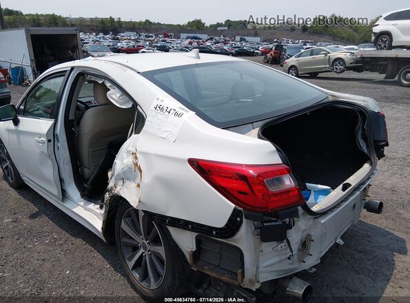 4S3BNEN66H3023233 2017 SUBARU LEGACY White Widok z przodu