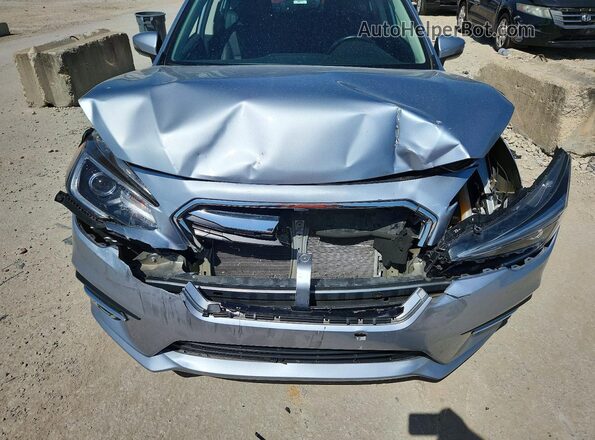 4S3BNEN66J3007734 2018 SUBARU LEGACY Silver Սալոնի հետևի տեսք