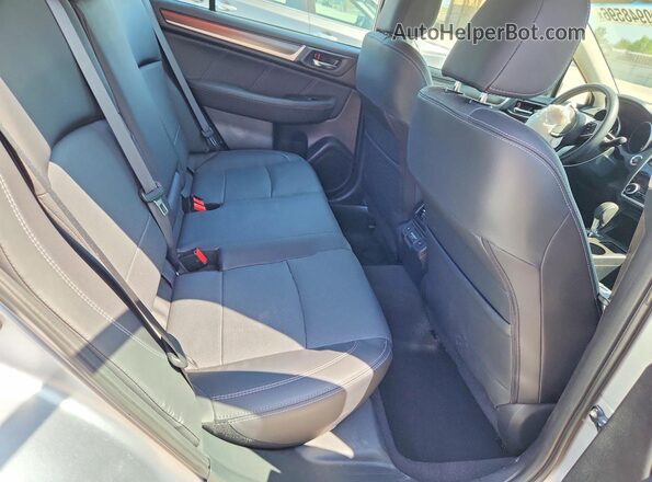 4S3BNEN66J3007734 2018 SUBARU LEGACY Silver Հետևի նստատեղերի տեսք