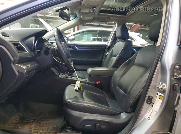 4S3BNEN6XJ3016159 2018 SUBARU LEGACY Silver Vista interior delantera
