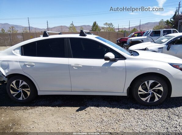 4S3BWAC65R3020088 2024 SUBARU LEGACY White Вид задньої частини салону