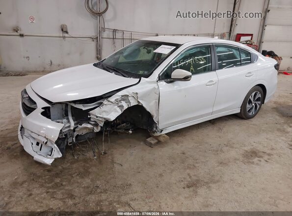 4S3BWAC67N3016005 2022 SUBARU LEGACY White Vista tres cuartos delantera izquierda