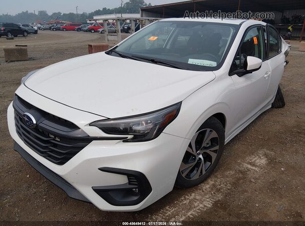 4S3BWAF61S3017609 2025 SUBARU LEGACY White Vista tres cuartos delantera izquierda