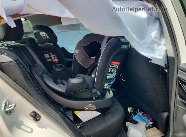 4S3BWAF64R3003441 2024 SUBARU LEGACY White Rear seats view