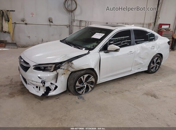 4S3BWAF6XM3002948 2021 SUBARU LEGACY White Vista tres cuartos delantera izquierda