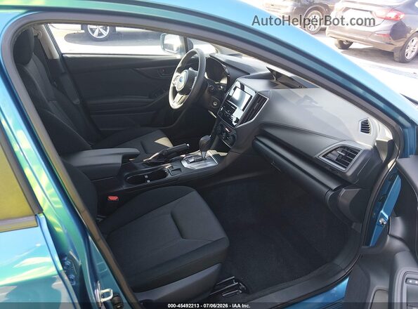 4S3GKAA65J3605181 2018 SUBARU IMPREZA Blue Widok wnętrza z przodu