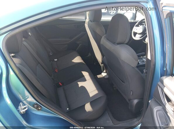 4S3GKAA65J3605181 2018 SUBARU IMPREZA Blue Widok naklejki z numerem VIN