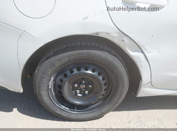 4S3GKAA69H3617893 2017 SUBARU IMPREZA White 