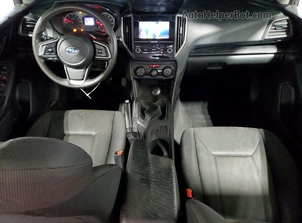 4S3GKAA6XJ1615040 2018 SUBARU IMPREZA Gray Widok deski rozdzielczej
