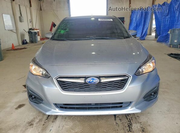 4S3GKAB64H3625852 2017 SUBARU IMPREZA Серебряный Вид спереди