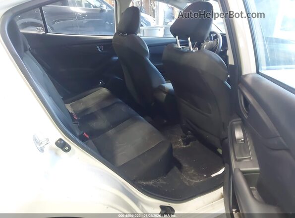 4S3GKAB65J3600819 2018 SUBARU IMPREZA White Widok naklejki z numerem VIN