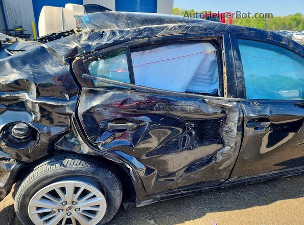 4S3GKAB66H3602315 2017 SUBARU IMPREZA Black Widok tylnych siedzeń
