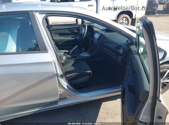 4S3GKAC65K3609598 2019 SUBARU IMPREZA Silver Widok wnętrza z przodu