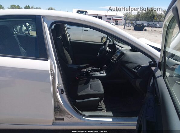4S3GKAC67K3610042 2019 SUBARU IMPREZA White Vista interior delantera