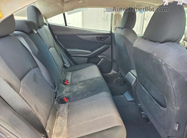4S3GKAD60J3611708 2018 SUBARU IMPREZA Gray Widok tylnych siedzeń