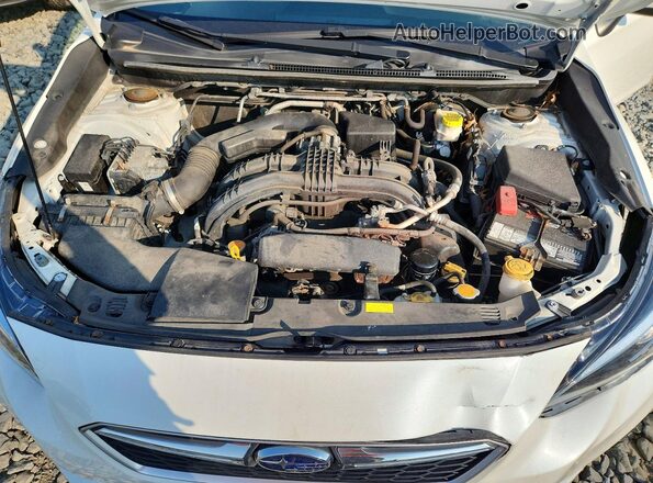 4S3GKAD61H3617155 2017 SUBARU IMPREZA White Widok wnętrza z tyłu