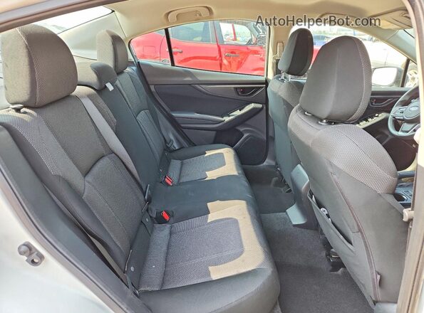 4S3GKAD66J3625015 2018 SUBARU IMPREZA White Rear seats view