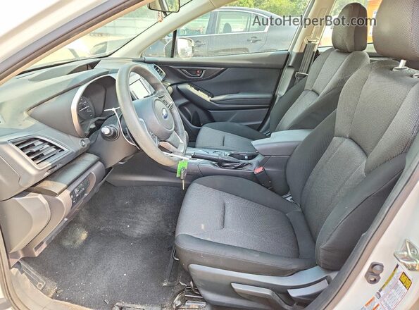4S3GKAD66J3625015 2018 SUBARU IMPREZA White Front interior view