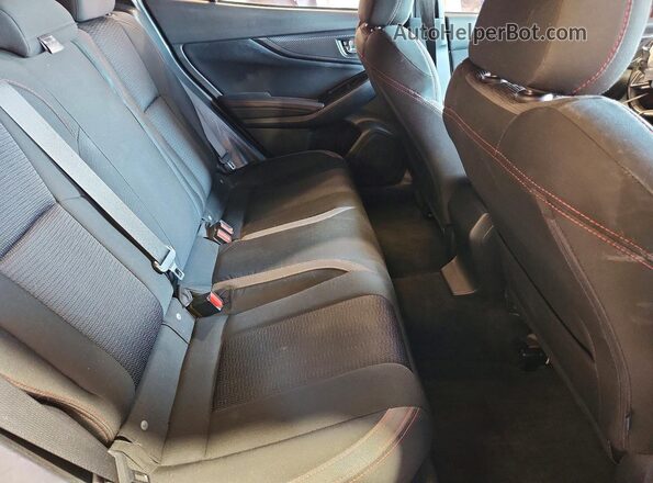 4S3GKAL6XJ3603620 2018 SUBARU IMPREZA Red Rear seats view