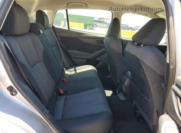 4S3GTAA64H3744564 2017 SUBARU IMPREZA Серебряный Вид задней части салона