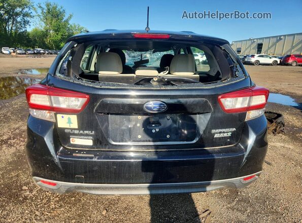 4S3GTAA65H3702338 2017 SUBARU IMPREZA Black Widok z tyłu