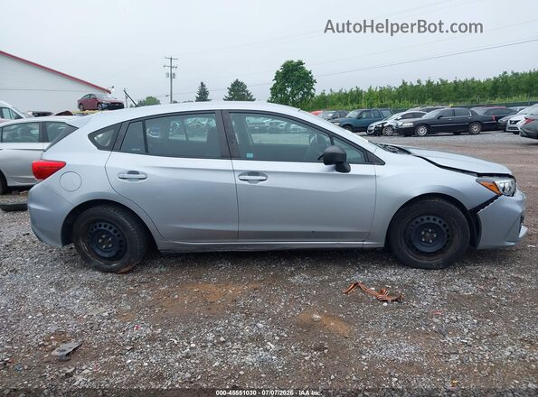 4S3GTAA68K3719089 2019 SUBARU IMPREZA Silver უკანა სალონის ხედი