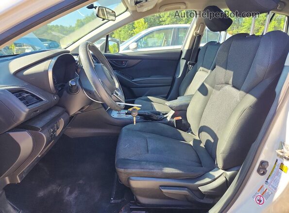 4S3GTAB61H3700827 2017 SUBARU IMPREZA Белый Вид салона спереди