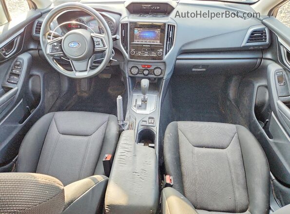 4S3GTAB61J3728908 2018 SUBARU IMPREZA Gray Widok deski rozdzielczej