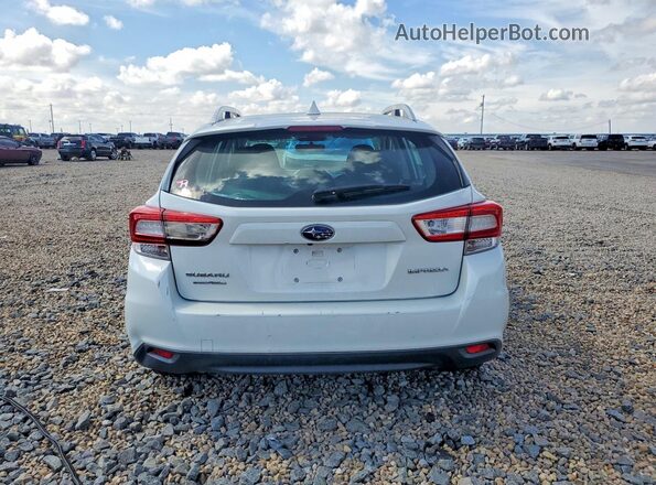 4S3GTAB65J3745243 2018 SUBARU IMPREZA Белый Вид сзади