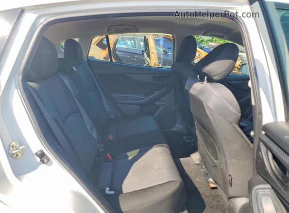 4S3GTAB66H3706123 2017 SUBARU IMPREZA White Вид задньої частини салону
