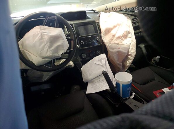 4S3GTAB67H3705787 2017 SUBARU IMPREZA Серебряный Вид панели приборов