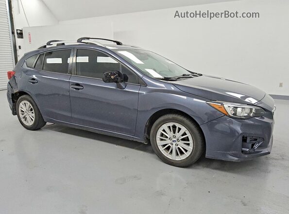 4S3GTAB67H3715364 2017 SUBARU IMPREZA Blue Передня права чверть