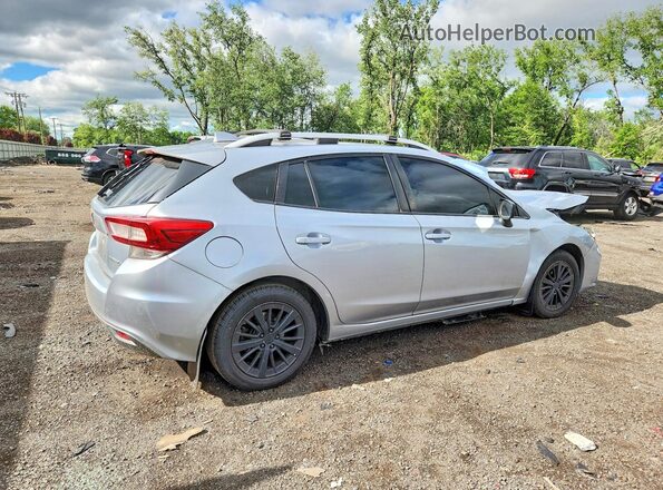 4S3GTAB67H3715722 2017 SUBARU IMPREZA Silver Tył prawy